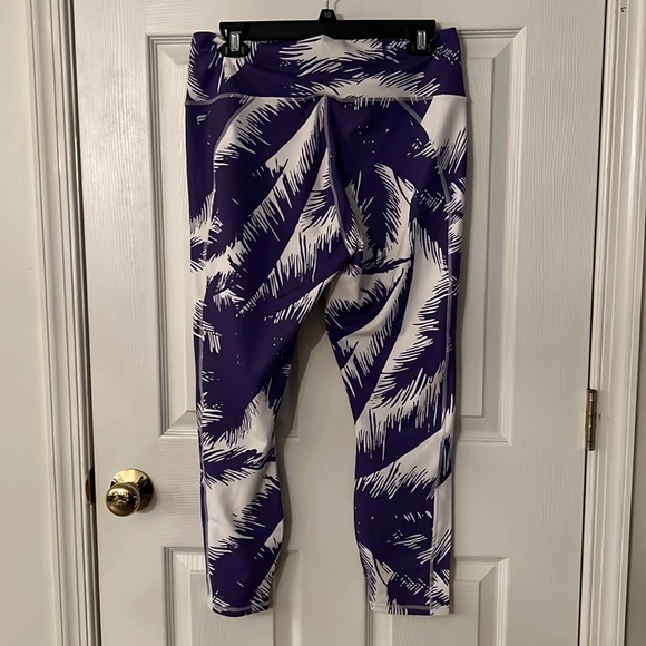 NWT Fabletics  XL high waisted printed PureLux athletic pant - Picture 4 of 4